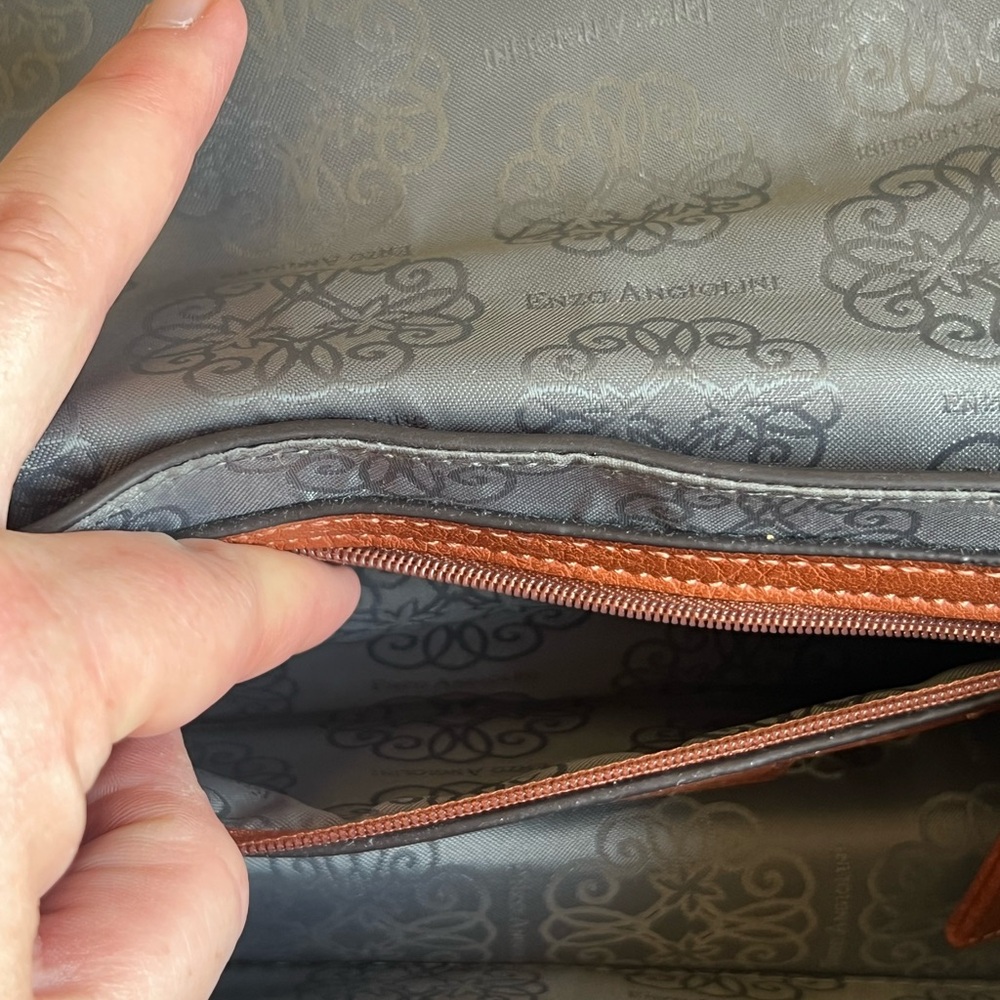 Enzo Angiolini Woven Brown and Tan Crossbody Bag - Picture 12 of 13